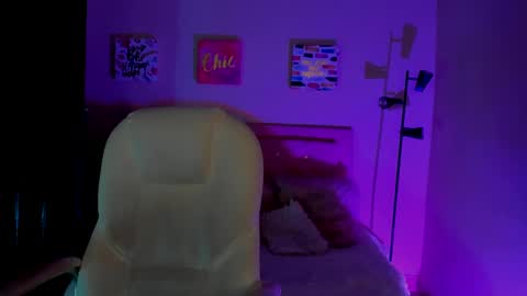 Snapshot of saraa_ramirez chatting on March 11, 2025, 11:33 am Sarah Ramirez online show from March 11, 2025, 11:33 am