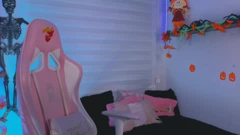 Snapshot of saraa_ramirez chatting on October 11, 2025, 5:17 am Sarah Ramirez online show from October 11, 2025, 5:17 am