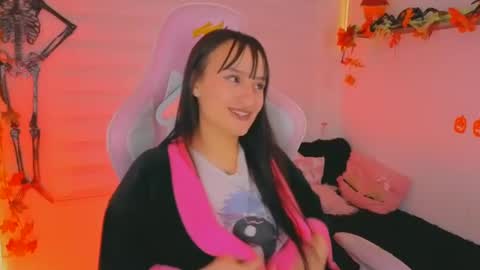 Snapshot of saraa_ramirez chatting on October 16, 2025, 9:21 am Sarah Ramirez online show from October 16, 2025, 9:21 am