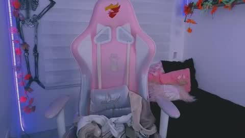 Snapshot of saraa_ramirez chatting on October 23, 2025, 3:06 am Sarah Ramirez online show from October 23, 2025, 3:06 am