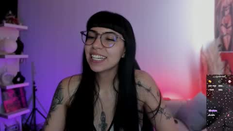 Snapshot of saraadesire chatting on October 18, 2025, 4:30 pm Sara online show from October 18, 2025, 4:30 pm