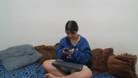 sara and thomas online show from October 5, 2025, 1:37 am