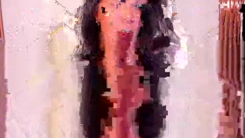 SARAHGIL online show from May 18, 2026, 7:31 pm