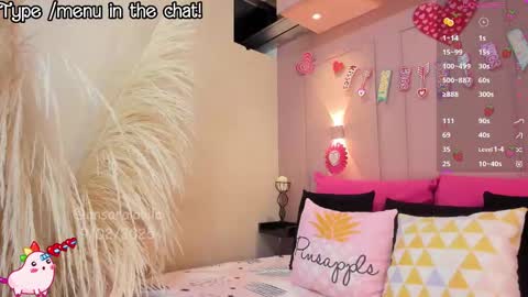 Snapshot of saraavila_ chatting on February 9, 2025, 11:36 am SaraAvila  online show from February 9, 2025, 11:36 am
