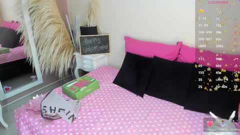 Snapshot of saraavila_ chatting on March 8, 2025, 7:31 pm SaraAvila  online show from March 8, 2025, 7:31 pm