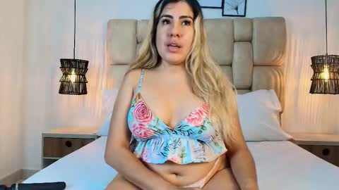 sarablonde_t online show from March 19, 2026, 7:51 pm