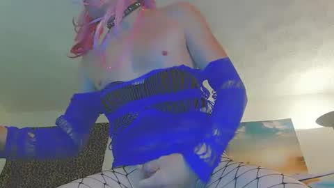 saraboycd9 online show from October 5, 2025, 5:50 am