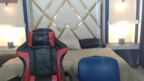 saraclub online show from October 14, 2025, 11:27 pm