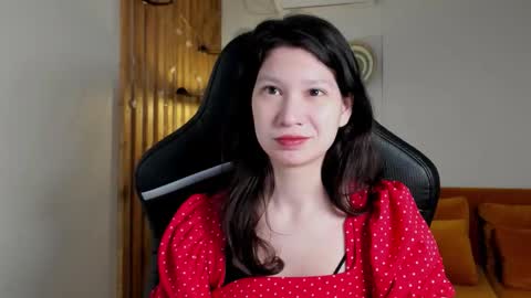 SaraDenars online show from January 14, 2026, 5:24 am