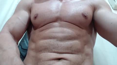 saradorj92 online show from October 13, 2025, 10:32 pm