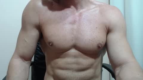 saradorj92 online show from February 26, 2026, 4:00 am