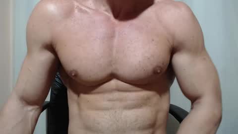 saradorj92 online show from April 22, 2026, 12:46 am