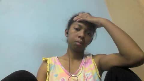 Snapshot of sarah146341 chatting on May 3, 2026, 7:25 am sarah146341 online show from May 3, 2026, 7:25 am