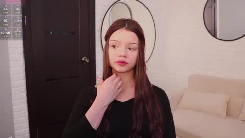 Sarah online show from November 7, 2025, 10:37 am