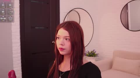 Sarah online show from November 8, 2025, 10:15 am