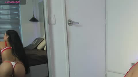 sarah_collens_ online show from July 7, 2026, 11:14 am