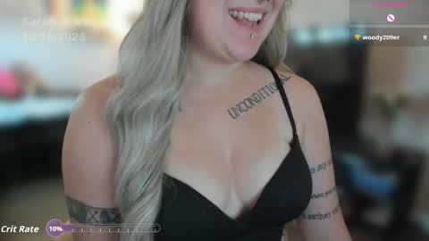 Snapshot of sarah_e_xx chatting on October 18, 2025, 5:14 pm Sarah online show from October 18, 2025, 5:14 pm