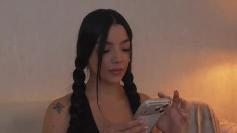       online show from March 19, 2026, 10:36 pm