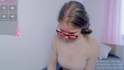 Sarah online show from April 21, 2026, 11:27 am