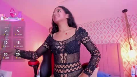 SARAH KEYS  online show from October 17, 2025, 3:42 am