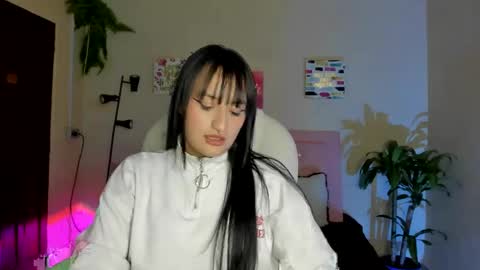 Snapshot of sarah_ramirez777 chatting on February 17, 2025, 5:43 pm Sarah Ramirez online show from February 17, 2025, 5:43 pm