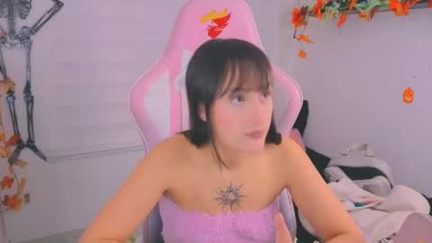 Snapshot of sarah_ramirez777 chatting on October 26, 2025, 11:53 pm Sarah Ramirez online show from October 26, 2025, 11:53 pm