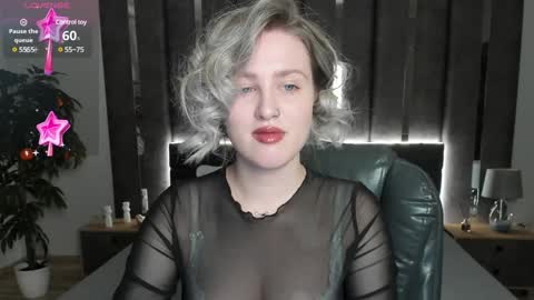Snapshot of sarah_soul chatting on December 2, 2024, 1:03 am Sarah online show from December 2, 2024, 1:03 am