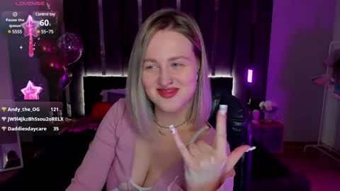 Snapshot of sarah_soul chatting on March 1, 2025, 4:15 am Sarah online show from March 1, 2025, 4:15 am