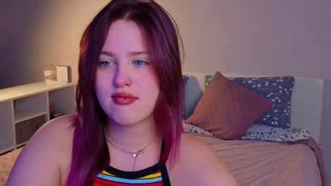 Sarah online show from December 19, 2025, 11:23 pm