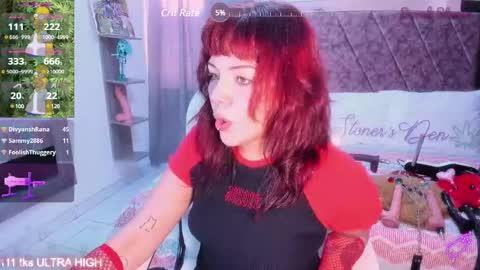 Snapshot of sarah_stoner chatting on February 12, 2025, 7:56 pm Loren online show from February 12, 2025, 7:56 pm