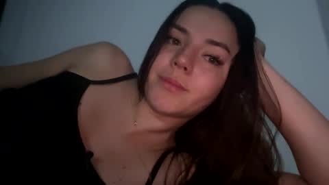 Snapshot of sarah_swtt chatting on December 17, 2024, 9:17 am - next broadcast 28 nov 7 pm Col online show from December 17, 2024, 9:17 am