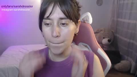 Snapshot of sarahdressler chatting on February 25, 2025, 11:22 pm sarahdressler online show from February 25, 2025, 11:22 pm
