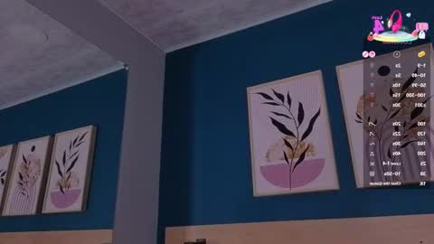 Sarah online show from October 18, 2025, 11:44 am