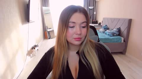 Sarah online show from February 27, 2026, 12:38 pm