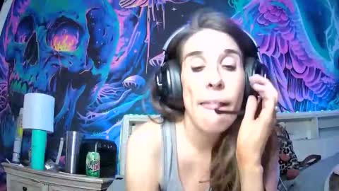 SarahStarr2020 online show from May 10, 2026, 5:23 am