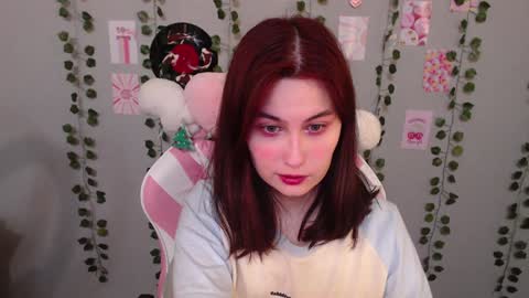 Snapshot of sarakinski chatting on January 12, 2025, 10:12 am Sara online show from January 12, 2025, 10:12 am