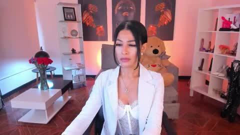 saralife69 online show from November 28, 2025, 12:08 pm