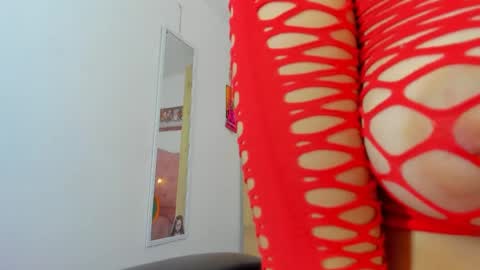 sara  online show from December 20, 2024, 6:24 pm