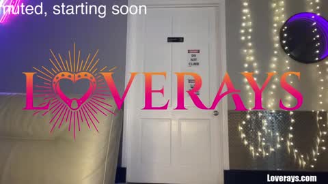 Back from Vacay  Follow for more here  online show from December 5, 2025, 3:48 am