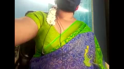 Tamil-saranya online show from December 7, 2024, 5:09 pm