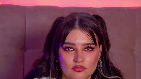 Monica online show from March 10, 2025, 3:41 pm