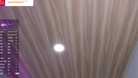 Snapshot of sarapalacios__ chatting on December 30, 2024, 3:47 am   online show from December 30, 2024, 3:47 am