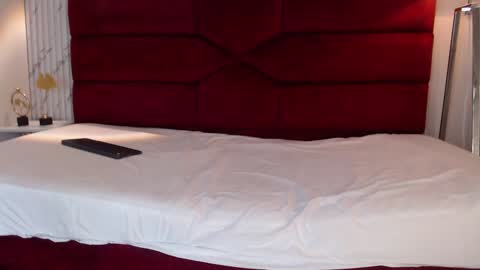 Snapshot of sarasaenz_99 chatting on February 8, 2025, 7:38 pm Sara online show from February 8, 2025, 7:38 pm