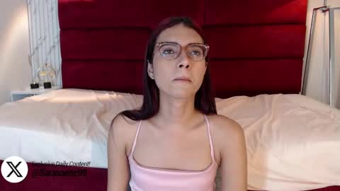 Snapshot of sarasaenz_99 chatting on February 28, 2025, 10:50 pm Sara online show from February 28, 2025, 10:50 pm