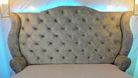   online show from January 18, 2025, 11:11 am