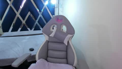   online show from February 18, 2025, 5:31 pm