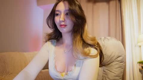 Snapshot of sarasuo chatting on April 11, 2026, 1:54 am Shara online show from April 11, 2026, 1:54 am