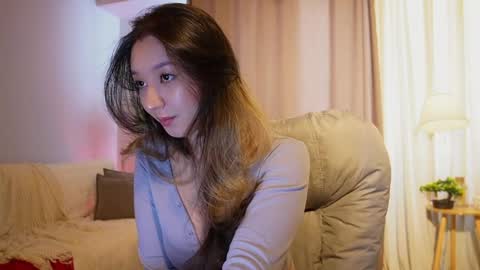 Snapshot of sarasuo chatting on April 12, 2026, 3:00 am Shara online show from April 12, 2026, 3:00 am