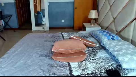 Sara Rivera online show from December 20, 2025, 2:35 pm