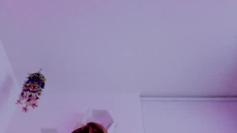 Saray  online show from October 7, 2025, 4:31 am